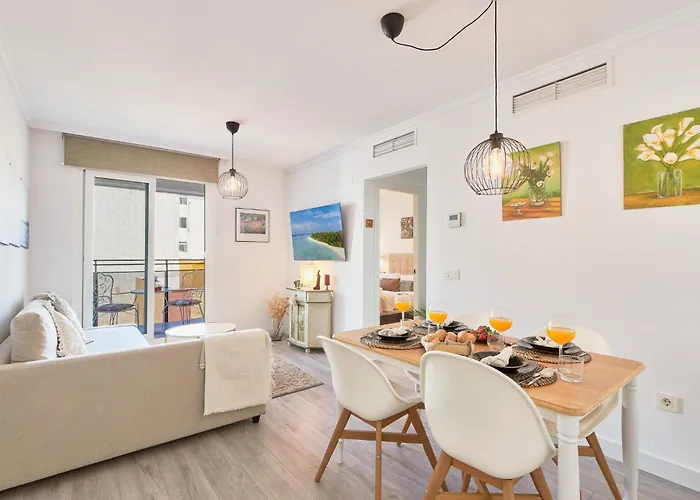 Nice Apartment Huelin